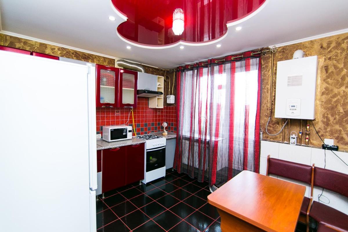 Vip Apartmens Faraon On Illinskaya 1 Floor Sumy Ngoại thất bức ảnh