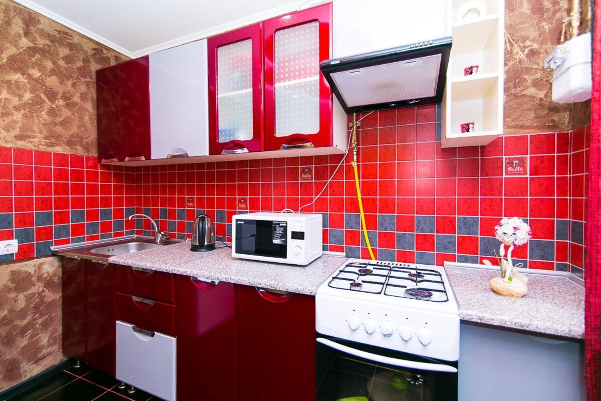 Vip Apartmens Faraon On Illinskaya 1 Floor Sumy Ngoại thất bức ảnh