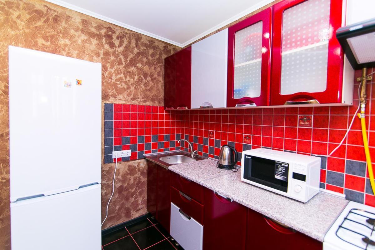 Vip Apartmens Faraon On Illinskaya 1 Floor Sumy Ngoại thất bức ảnh